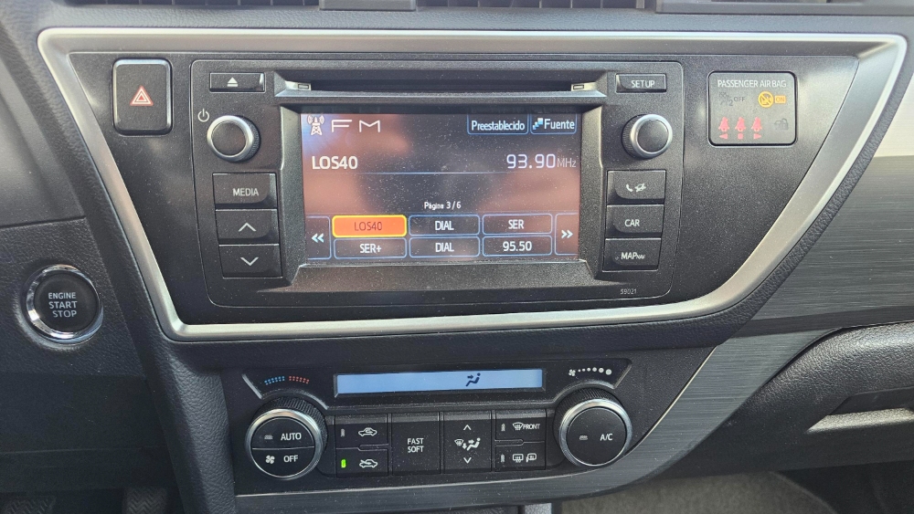 Toyota Auris Advance foto 13