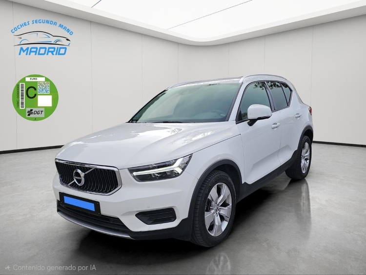 Volvo XC40 Momentum AWD foto miniatura