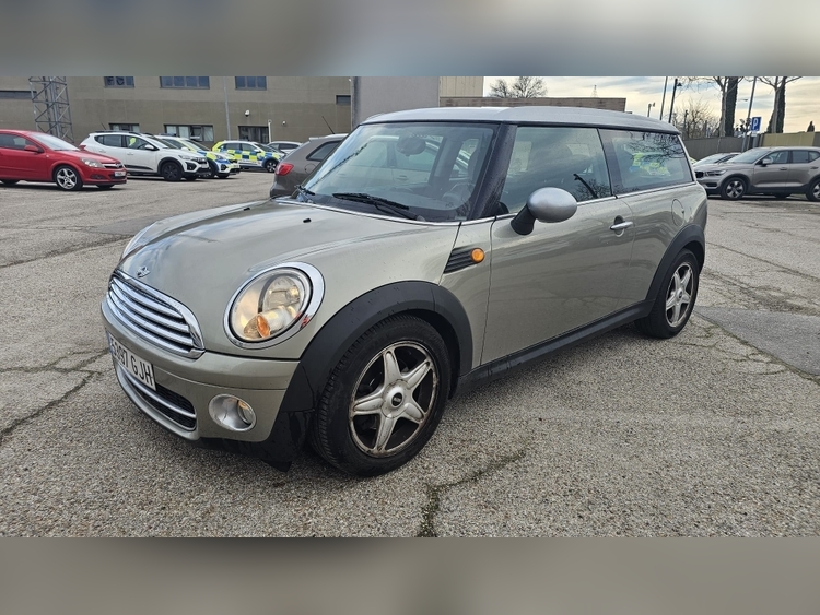 MINI CLUBMAN Cooper D foto miniatura